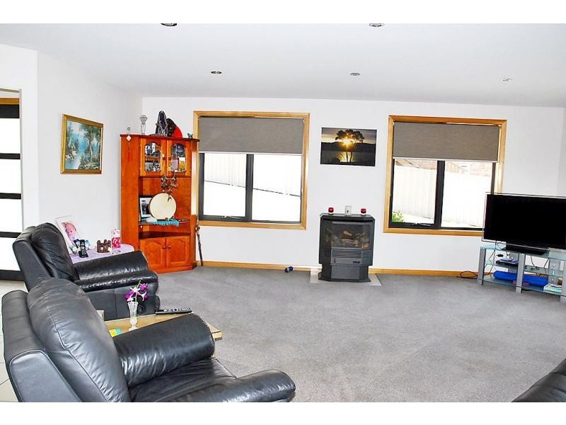 19 Rowena Court, Devonport TAS 7310