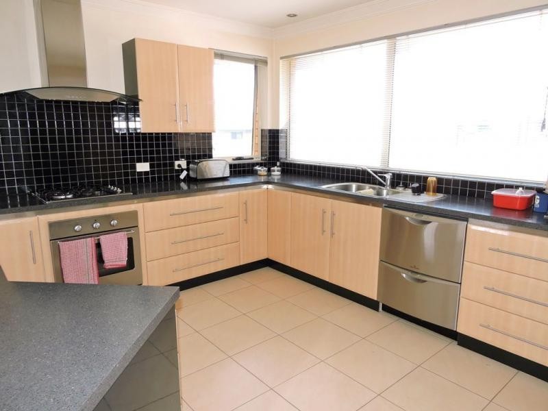 10 St  Andrews Drive, Devonport TAS 7310