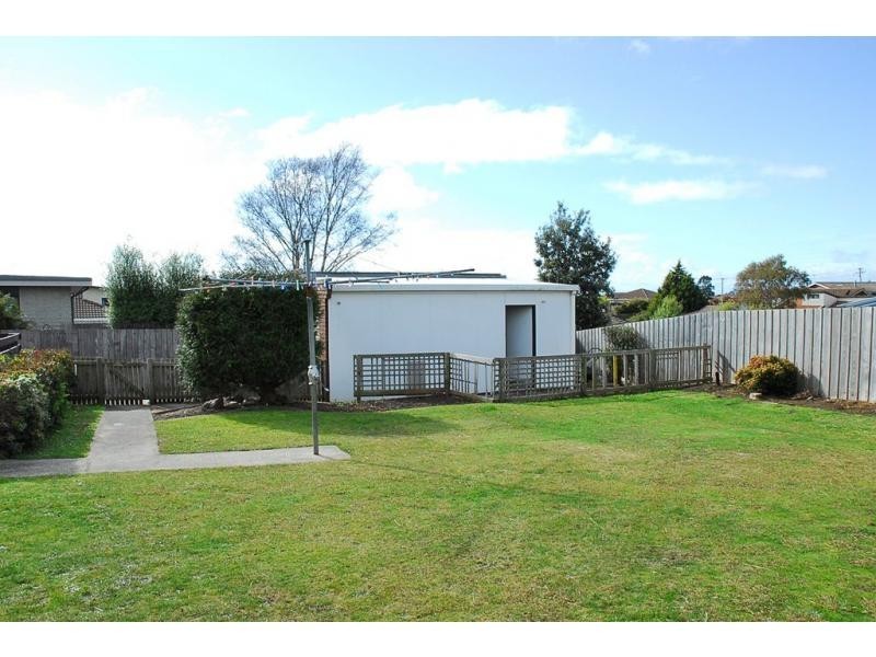 27 Frond Place, Devonport TAS 7310