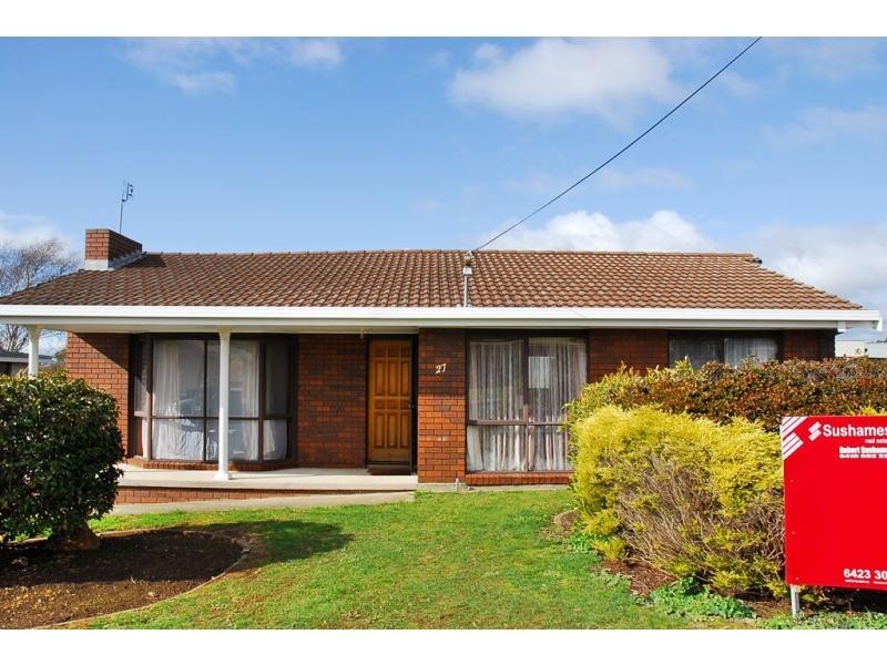 27 Frond Place, Devonport TAS 7310