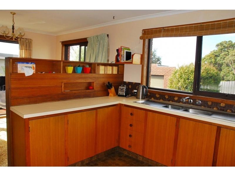 27 Frond Place, Devonport TAS 7310