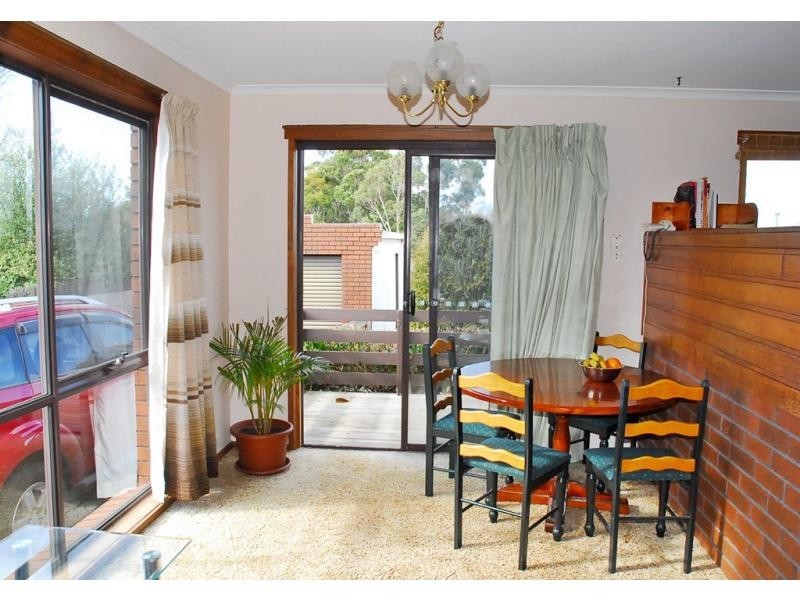 27 Frond Place, Devonport TAS 7310