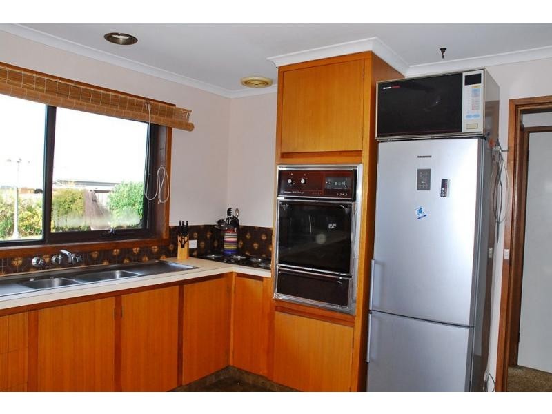 27 Frond Place, Devonport TAS 7310