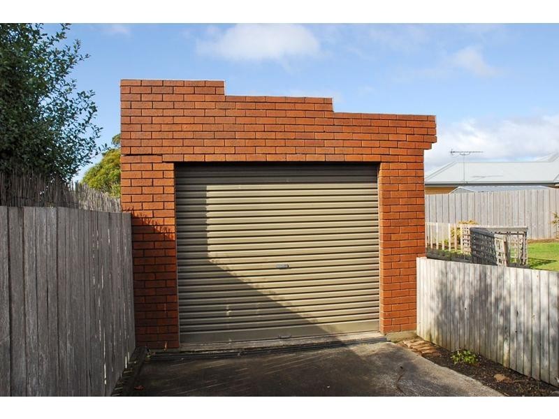 27 Frond Place, Devonport TAS 7310