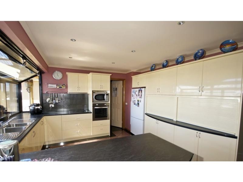 11 Gatenby Drive, Miandetta TAS 7310