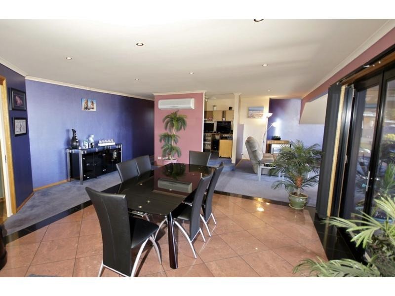 11 Gatenby Drive, Miandetta TAS 7310