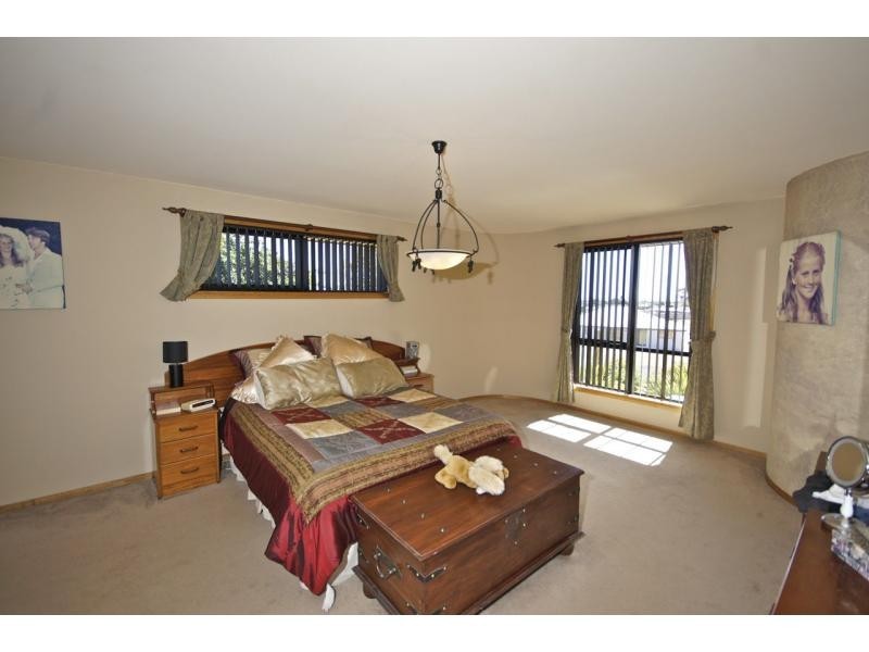 11 Gatenby Drive, Miandetta TAS 7310