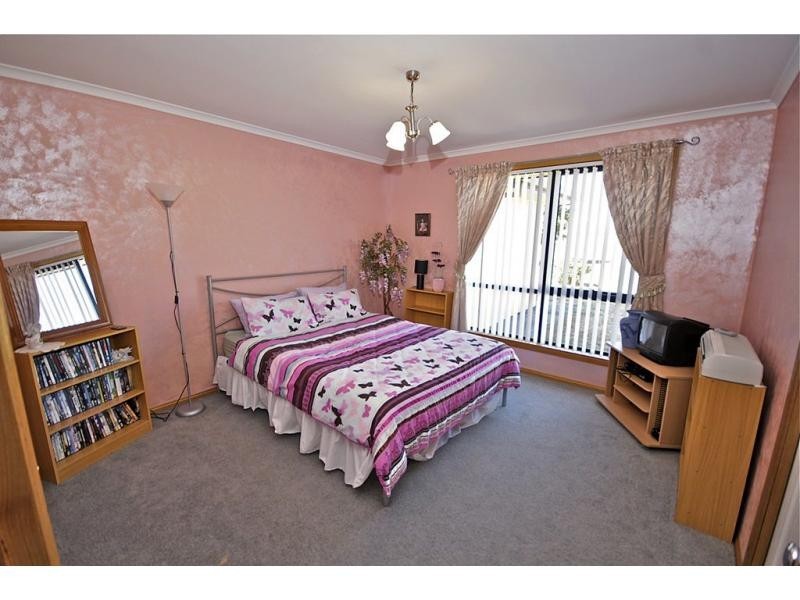 11 Gatenby Drive, Miandetta TAS 7310