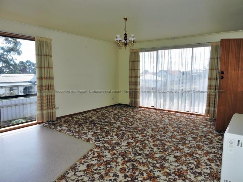 Unit 1/13 Linton Street, Upper Burnie TAS 7320