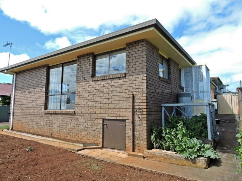 Unit 1/13 Linton Street, Upper Burnie TAS 7320
