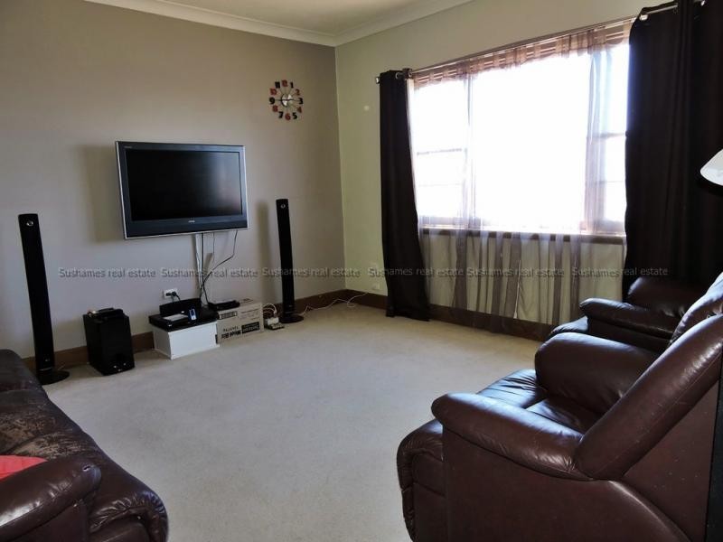 44 King Edward Street, Penguin TAS 7316