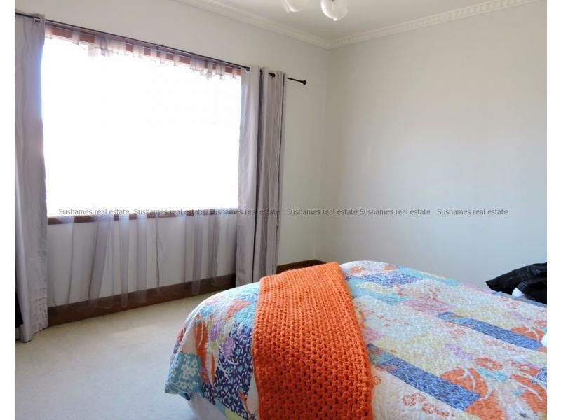 44 King Edward Street, Penguin TAS 7316