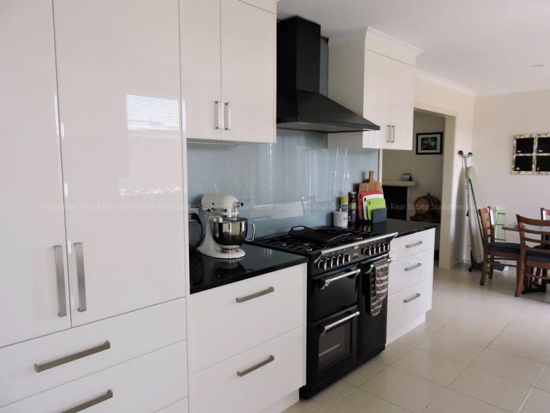 50 Chichester Drive, Devonport TAS 7310