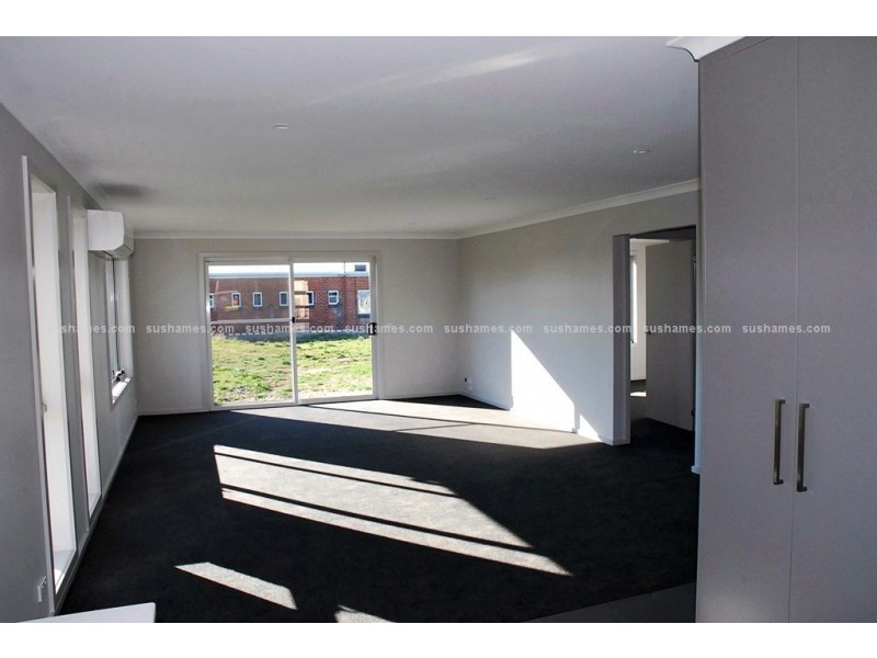 Unit/17B Thomas Street, East Devonport TAS 7310