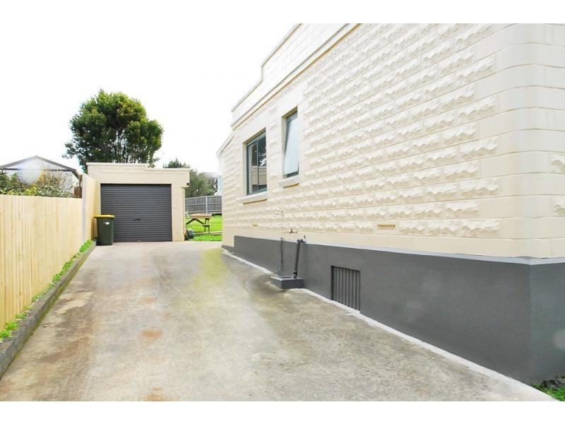 23 Nixon Street, Devonport TAS 7310