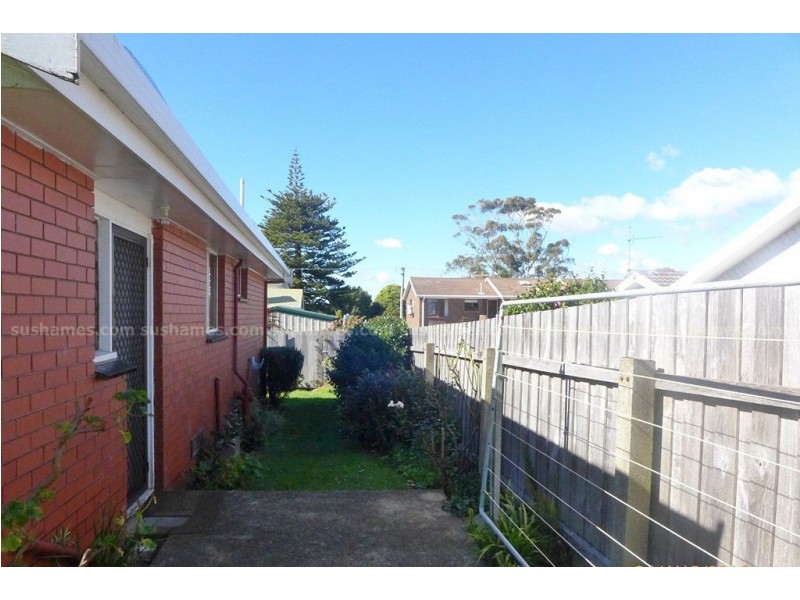 1/19 Victoria Parade, Devonport TAS 7310
