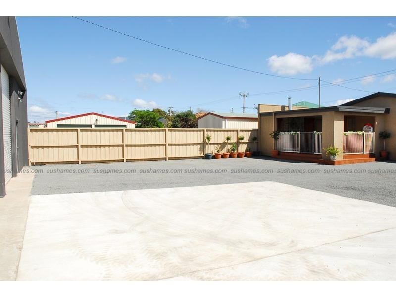 90 William Street, Devonport TAS 7310