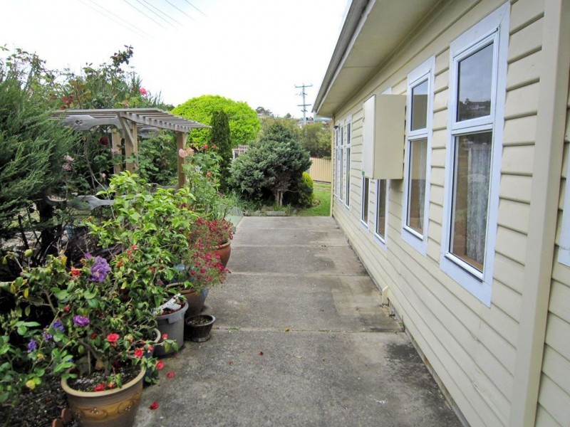 18 Ironcliffe Road, Penguin TAS 7316