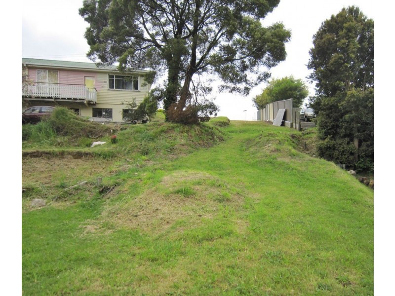 18 Ironcliffe Road, Penguin TAS 7316