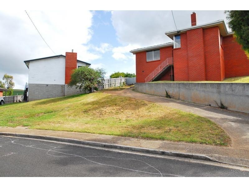 18 Barker Street, Ulverstone TAS 7315