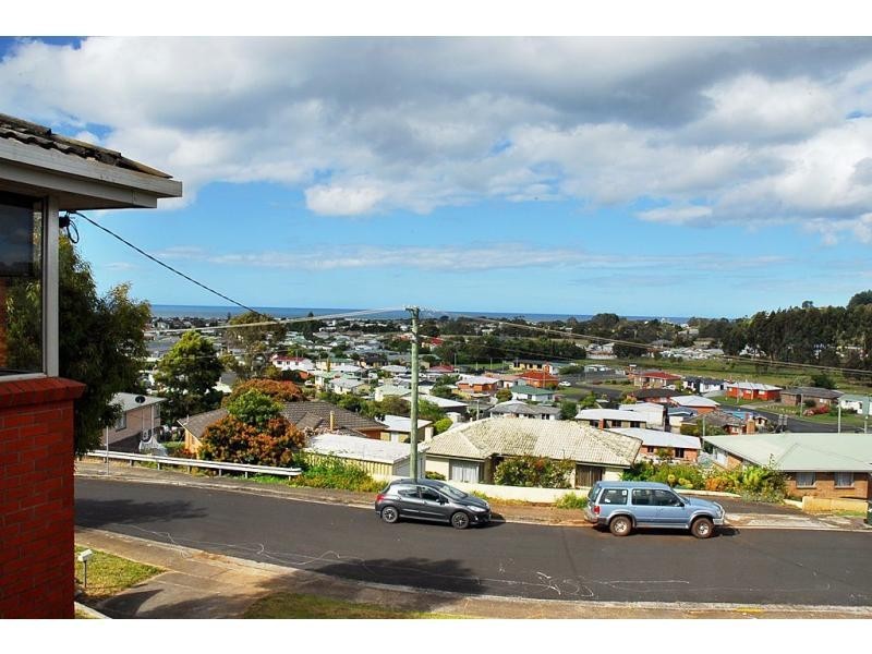 18 Barker Street, Ulverstone TAS 7315