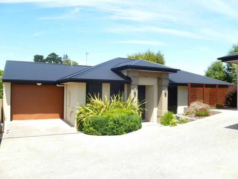 1/6 Dana Drive, Devonport TAS 7310