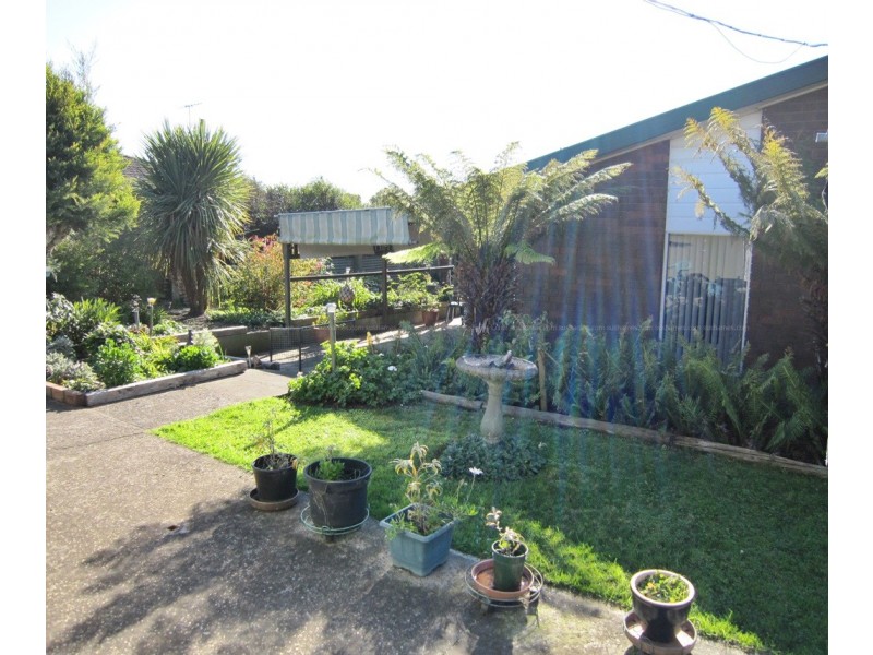 52 John St, East Devonport TAS 7310