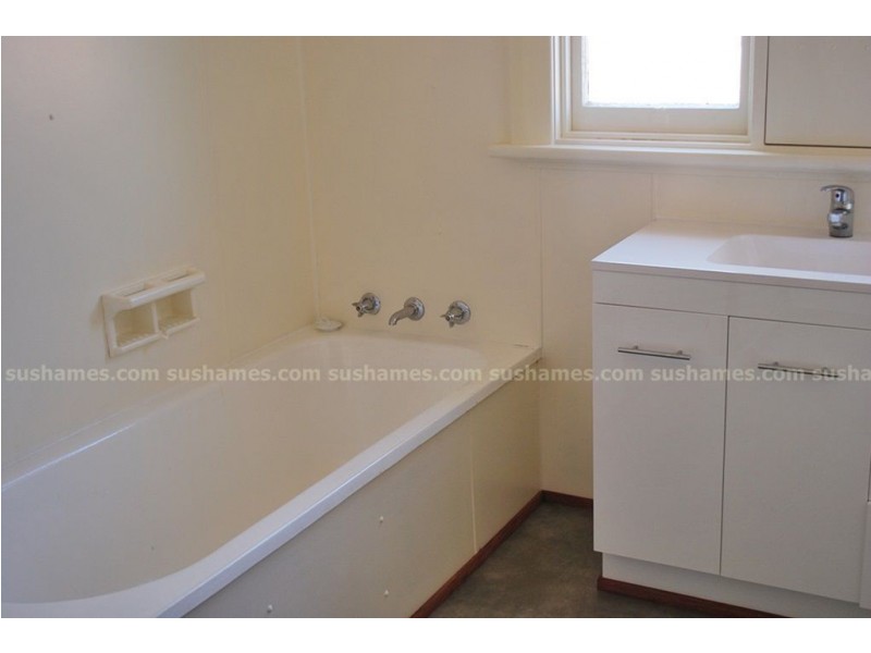 19 Ronald St, Devonport TAS 7310