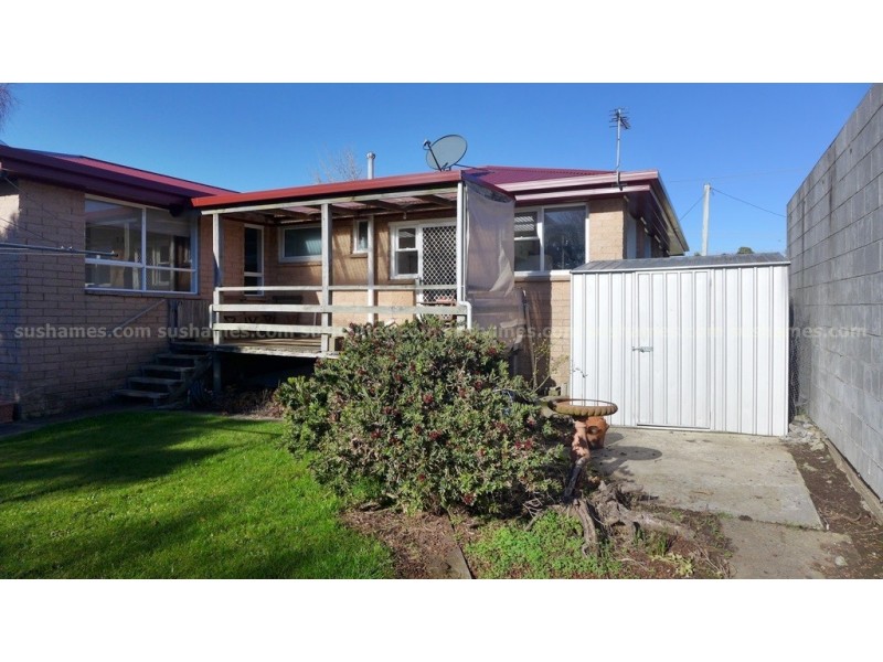 2 Valley Rd, Devonport TAS 7310