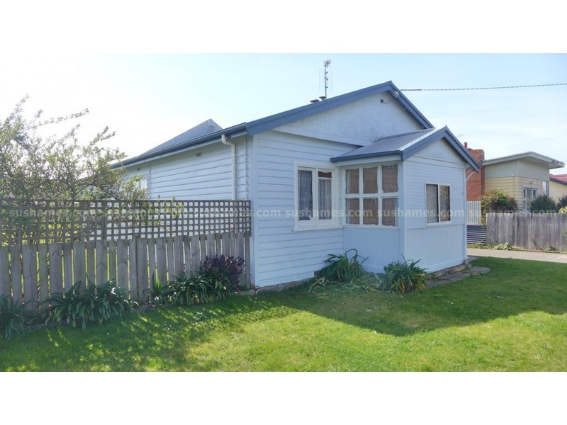 30 Elizabeth St, Devonport TAS 7310
