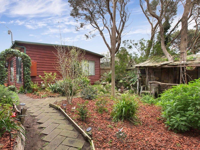 16 Phillipa Street, Blairgowrie VIC 3942