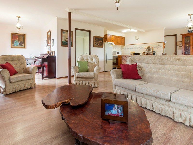 16 Phillipa Street, Blairgowrie VIC 3942