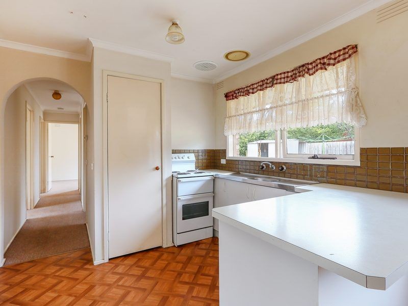 8 Redmond Court, Rosebud VIC 3939