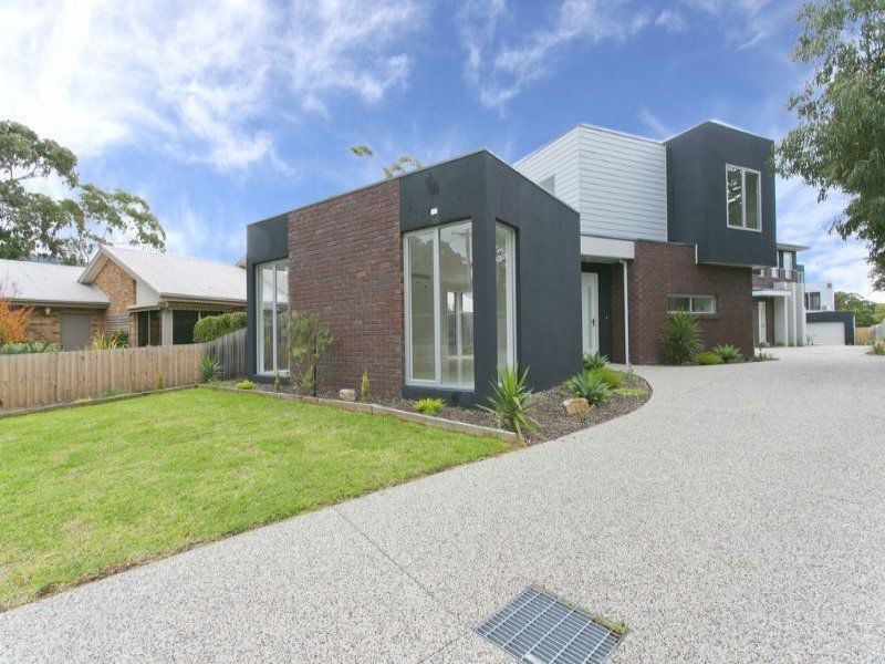 1/5 Cameron Street, Rosebud VIC 3939