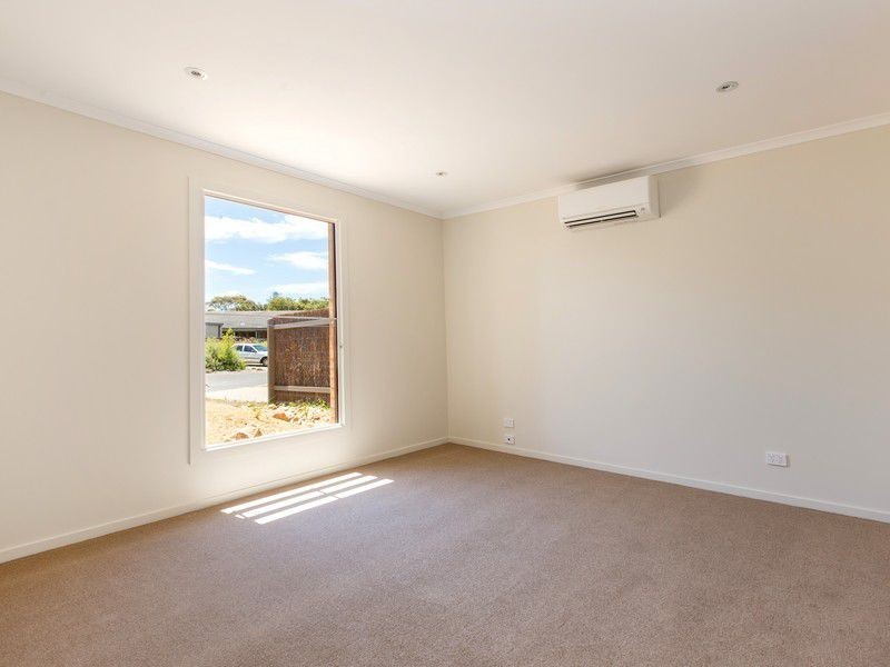 5 Karawa Close, Rosebud West VIC 3940