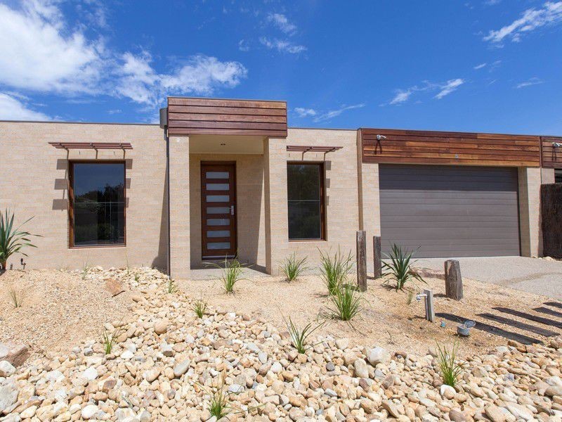 5 Karawa Close, Rosebud West VIC 3940