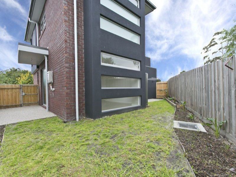 2/5 Cameron Street, Rosebud VIC 3939