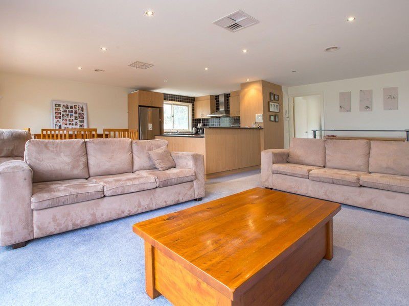 15 Yambill Avenue, Rosebud VIC 3939