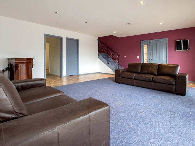 15 Yambill Avenue, Rosebud VIC 3939