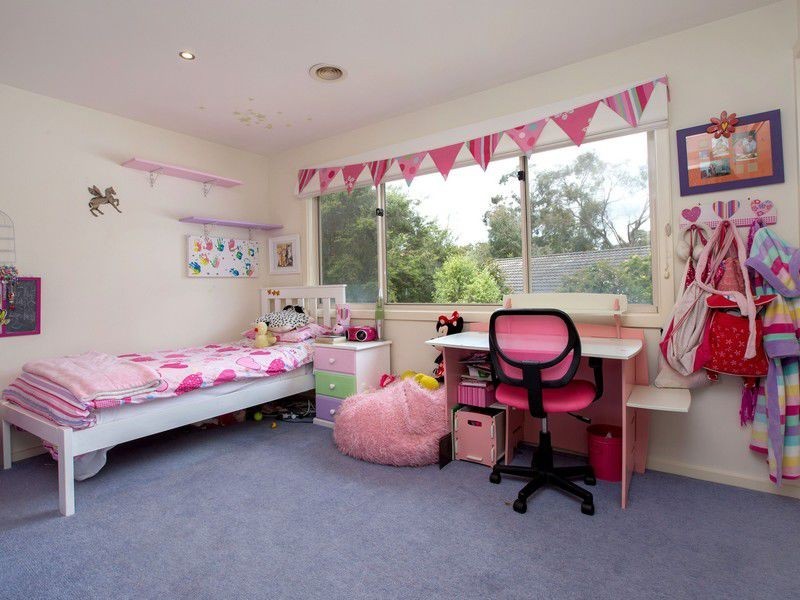 15 Yambill Avenue, Rosebud VIC 3939