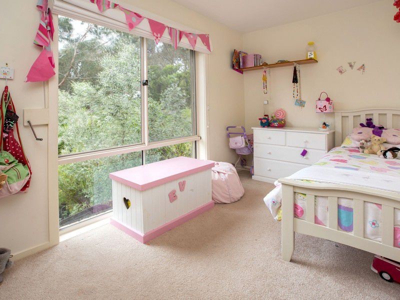 15 Yambill Avenue, Rosebud VIC 3939
