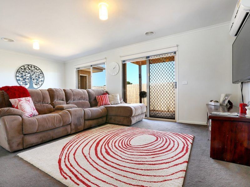 10, 38 Wingara Drive, Rosebud West VIC 3940