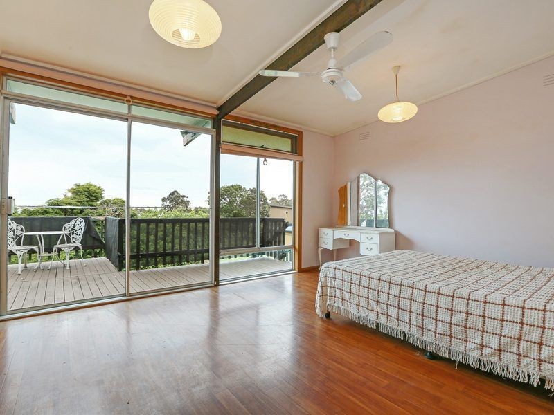 10 Leichardt Street, Mccrae VIC 3938