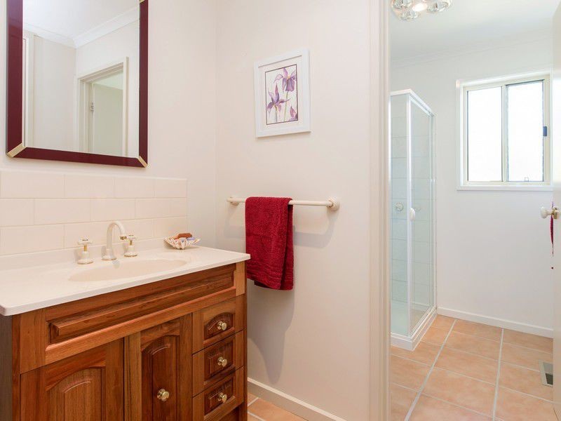 24 Marion Road, Rosebud VIC 3939