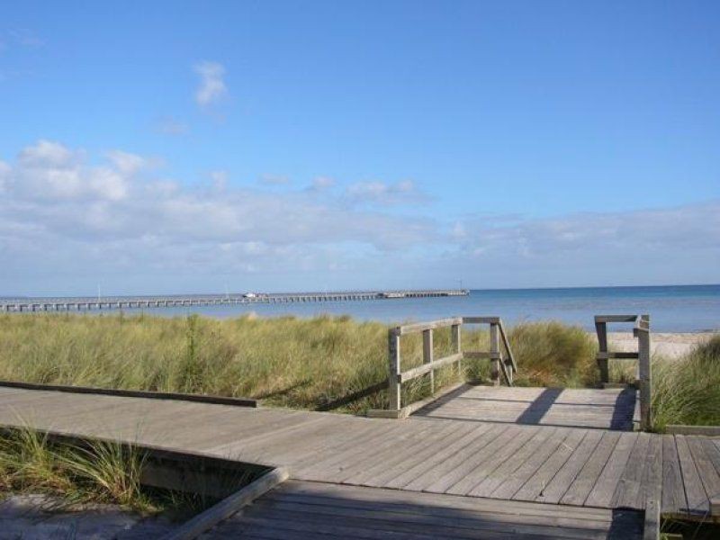 1A – 1B Jetty Road, Rosebud VIC 3939