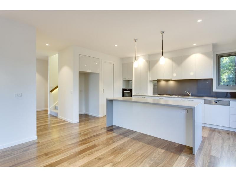 Villa 3/4 The Avenue, Mccrae VIC 3938