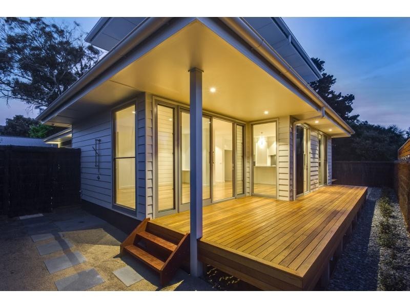 Villa 3/4 The Avenue, Mccrae VIC 3938