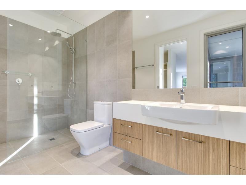 Villa 3/4 The Avenue, Mccrae VIC 3938