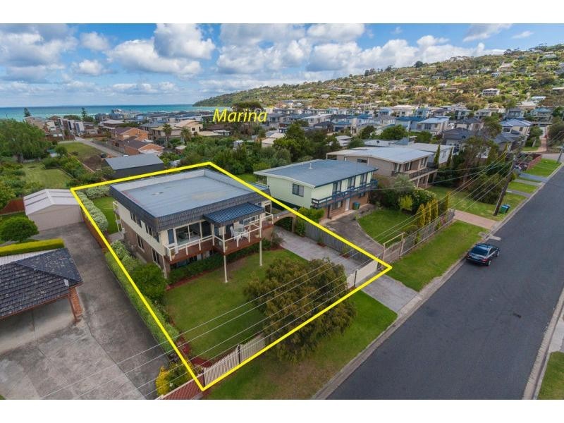 111 Seaview Avenue, Safety Beach VIC 3936