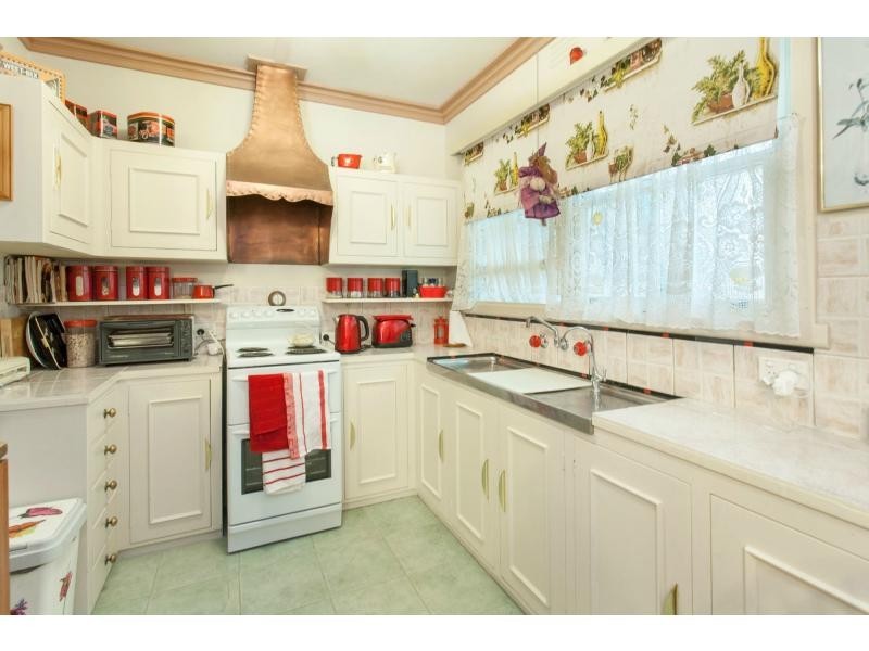 2 Anne Street, Rosebud VIC 3939